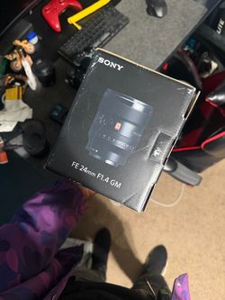 Sony 24mm F1.4 GM Lens Box