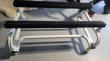 Watercraft stand