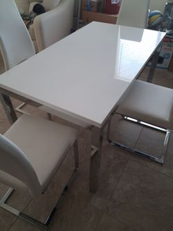 5-piece modern dining set