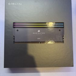 Corsair 64GB (2x32GB) Dominator Titanium Grey