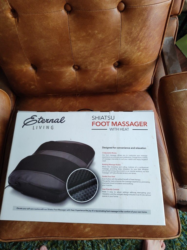 Shiatsu Foot Massager With Heat