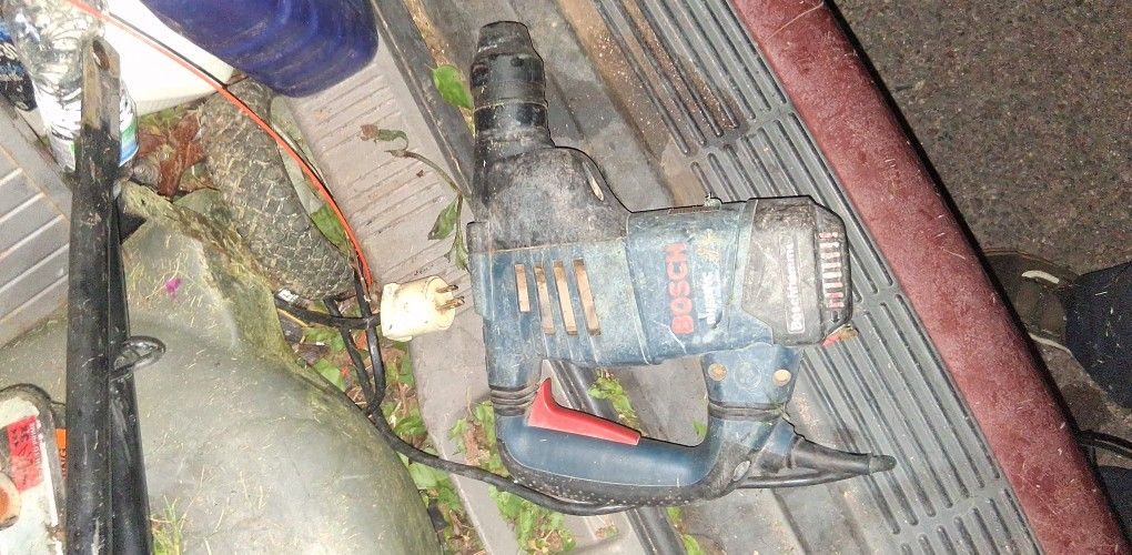 Bosch Hammer