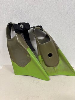 Limited Edition Team Spec B Fins - Med/Large