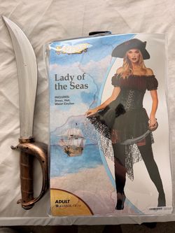Lady of the Seas Halloween Costume