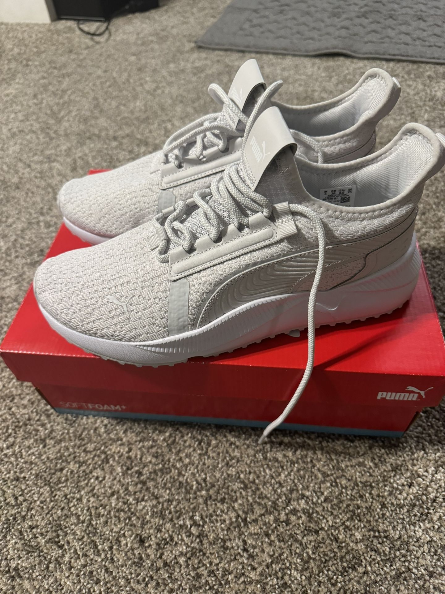 Puma Women Running Shoes 8.5