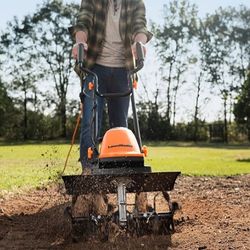 LawnMaster 13.5 Amp 18” Electric Tiller – TE1318M