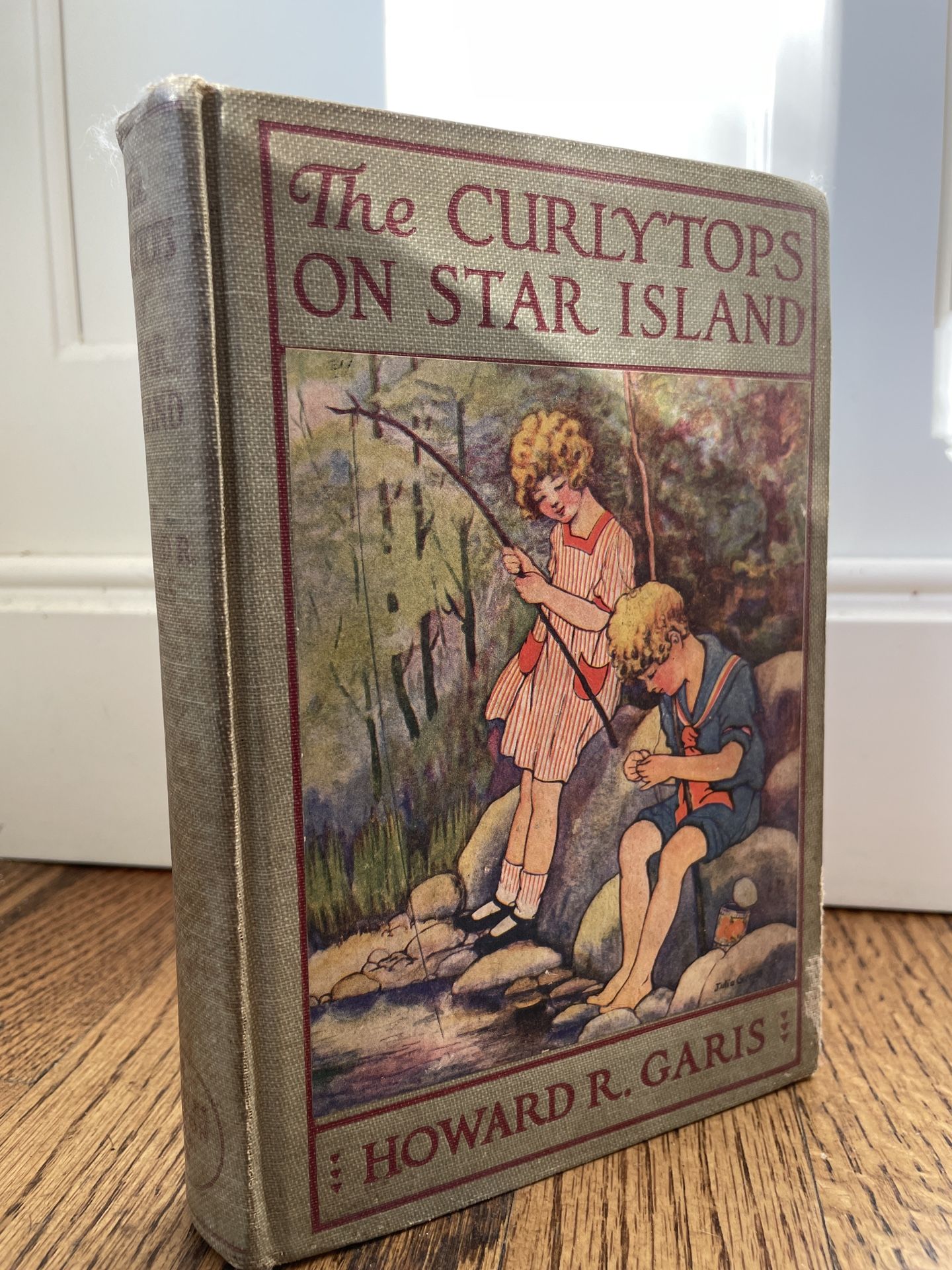 The CurlyTops On Star Island by Howard R Garis -1918 Antique HC Book- RARE. Condition is pre owned and shows signs of wear as the book is well over 10
