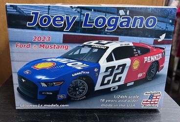 Joey Logano 2023 NASCAR Ford Mustang plastic model kit (Salvinos 1/24 scale)
