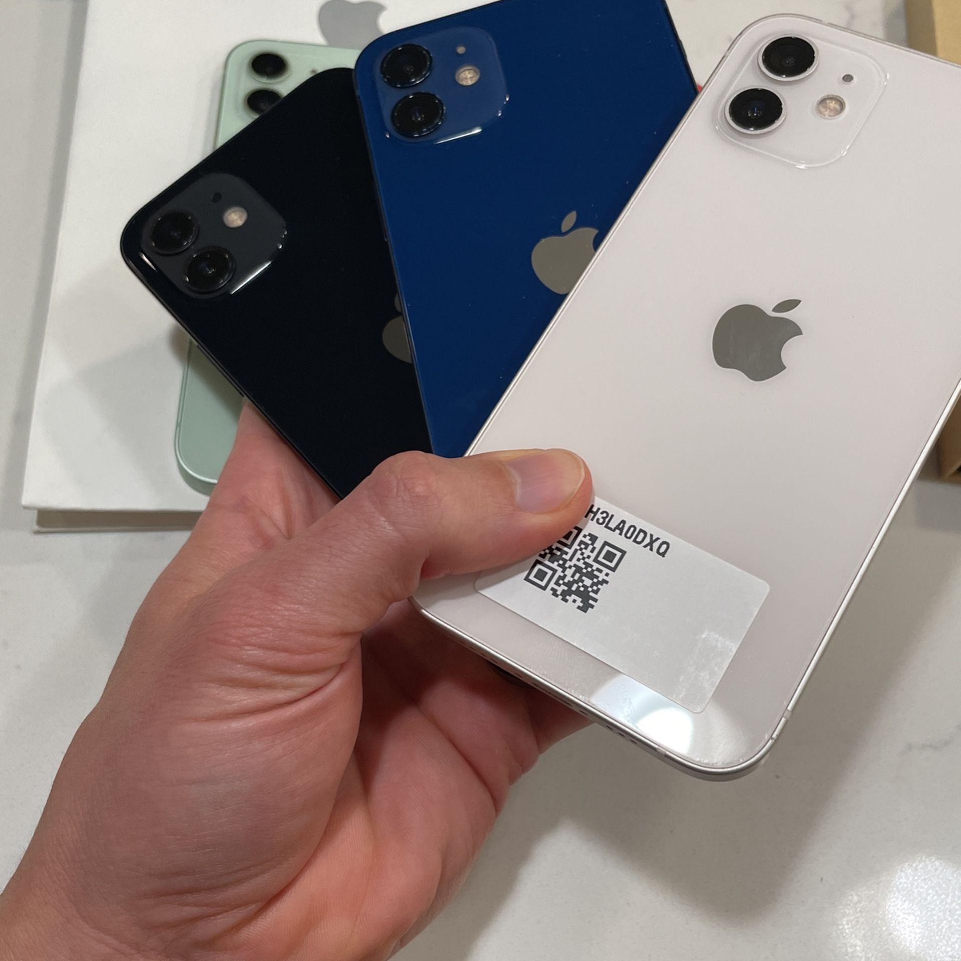 iPhone 12 64GB Factory Unlocked Various Color Available! Unlocked