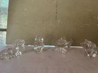 4 Vintage crystal Princess House figurines