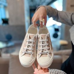 CD women's  shoes   with box