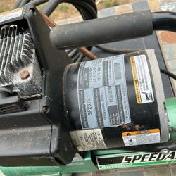 Air Compressor 