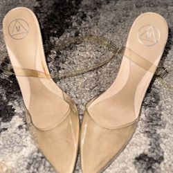 CLEAR MISGUIDED HEELS 👠 SIZE 8 