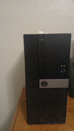 (!SELLING SOON!) Gaming Pc GTX 1660 super 32gb ddr4 intel i5 265 gb ssd with windows installed (WiFi Usb included)