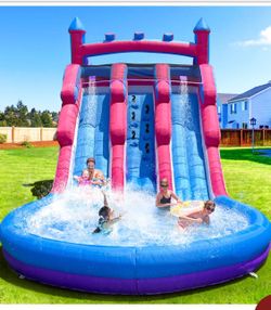Inflatable kids waterslide with dual lanes