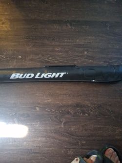 Vintage Budlight Pool Que