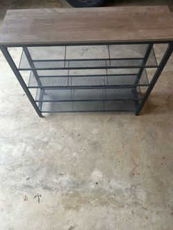 Shoe rack