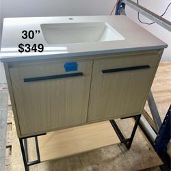 30in Bathroom Vanity With Top