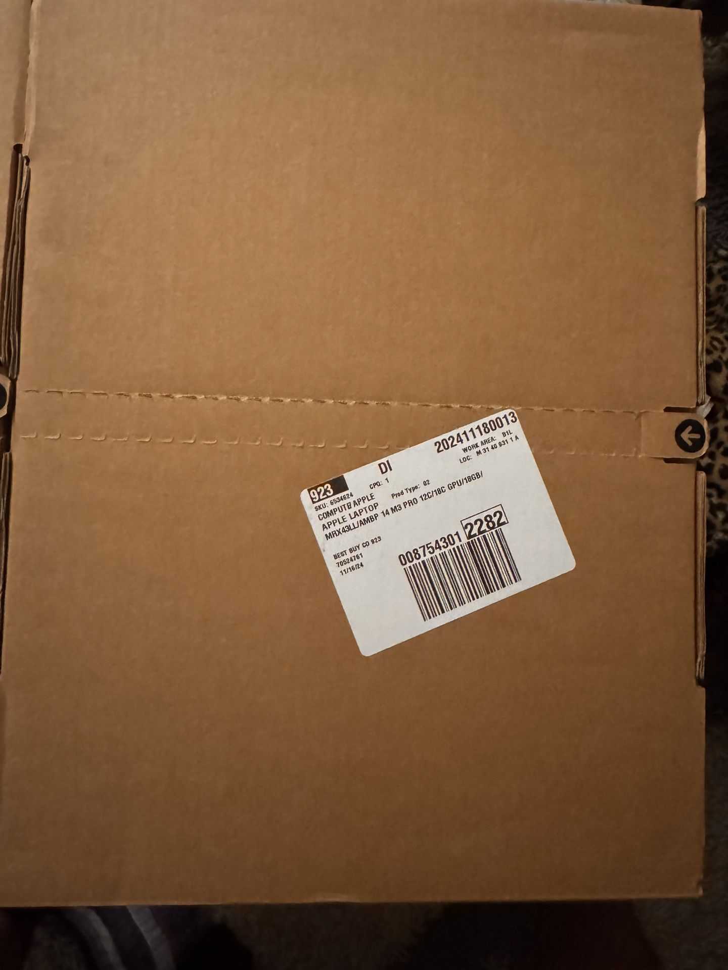 MacBook brand New 2024
