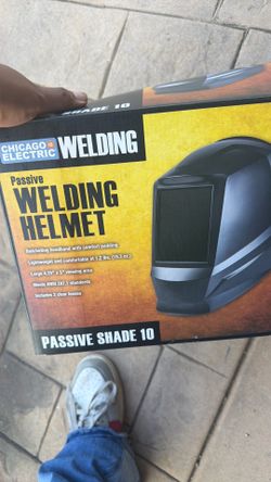 Welding helmet