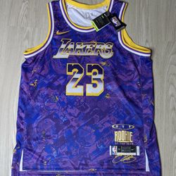 Los Angeles Lakers Crenshaw Lebron James XL for Sale in La Mesa, CA -  OfferUp