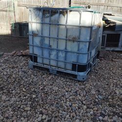 300 Gal Water Jug 