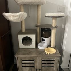 NEW CAT TOWER FURNITURE 