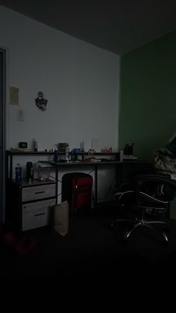 L SHAPE DESKTOP  ( tv stand or gaming monitor table)