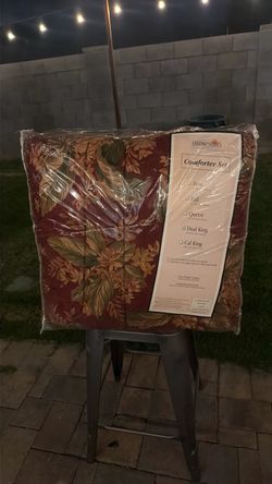 Brand new Dual King Comforter Set