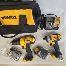 Dewalt 20V Max Drill & Impact Driver Kit w/2 (two) 1.5 Ah Batteries & Charger in Tool Bag B818019-1
