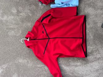 Nike tech