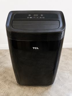 WiFi  Portable Window AC Unit W/ 2 Window Attatchments.