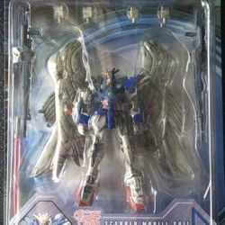 Gundam Battle Scarred: Wing Gundam Zero Custom.