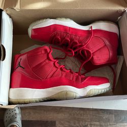 7y Jordan 11s