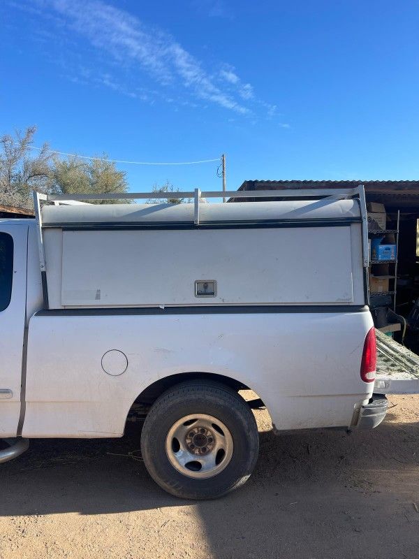 WHITE CAMPER FOR SALE 81L X 64W $300 OBO
