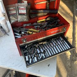 Craftsman Tool Box With Tools