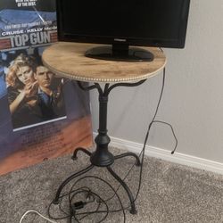 Wood End Table Or Accent Table 