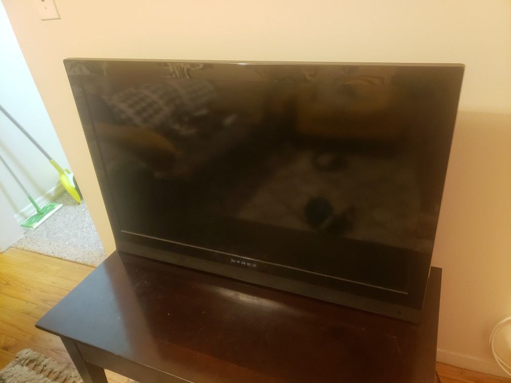 40 Inch TV (Not A Smart TV)