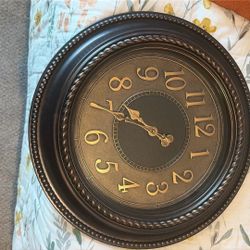 Wall Clock 21”🕰️