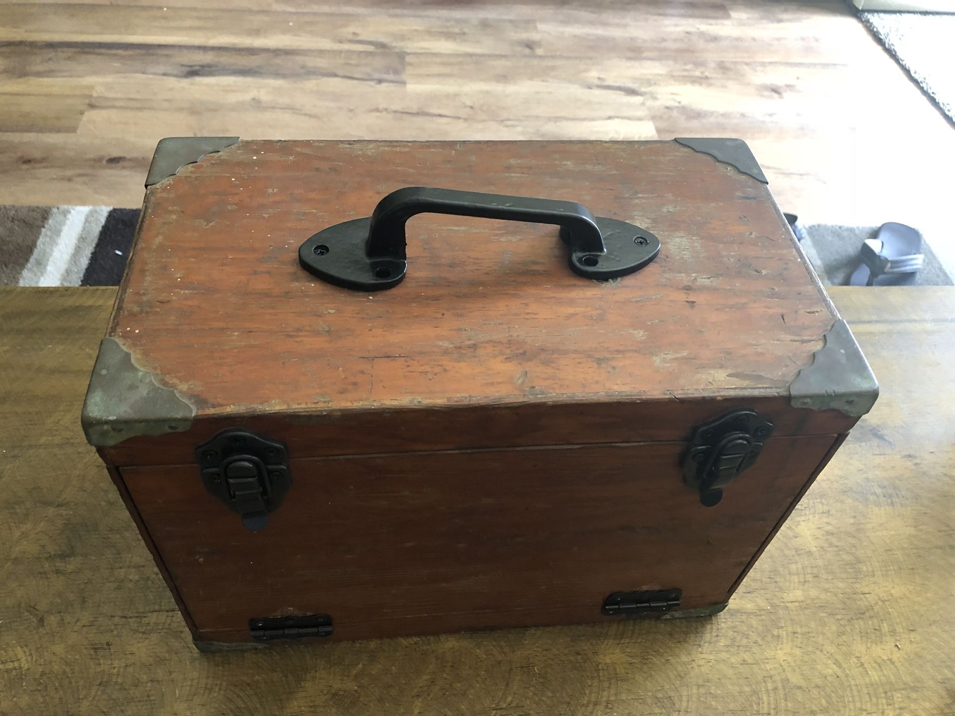 Ash woodcraft wooden tackle box