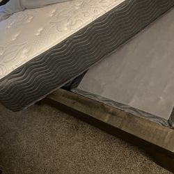 Queen Mattress And Split Box Spring