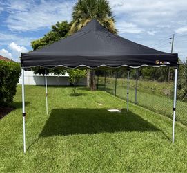Hoteel Black Pop-Up Canopy Tent
