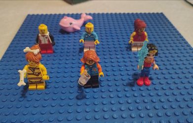 Used (7) Lego figures