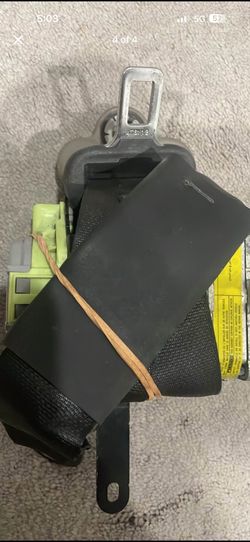 2006 Toyota Seat Belt Pretensioner genuine OEM