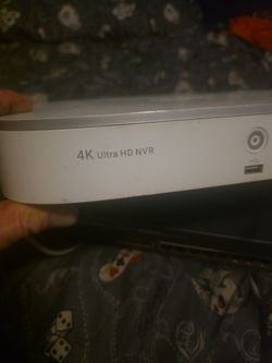 Lorex 4K Ultra HD NVR camera system with Lorax power over ethernet 1 GB