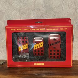 Momo racing metal pedals for manual cars