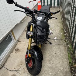 2023 boss grom 125 Cc manual