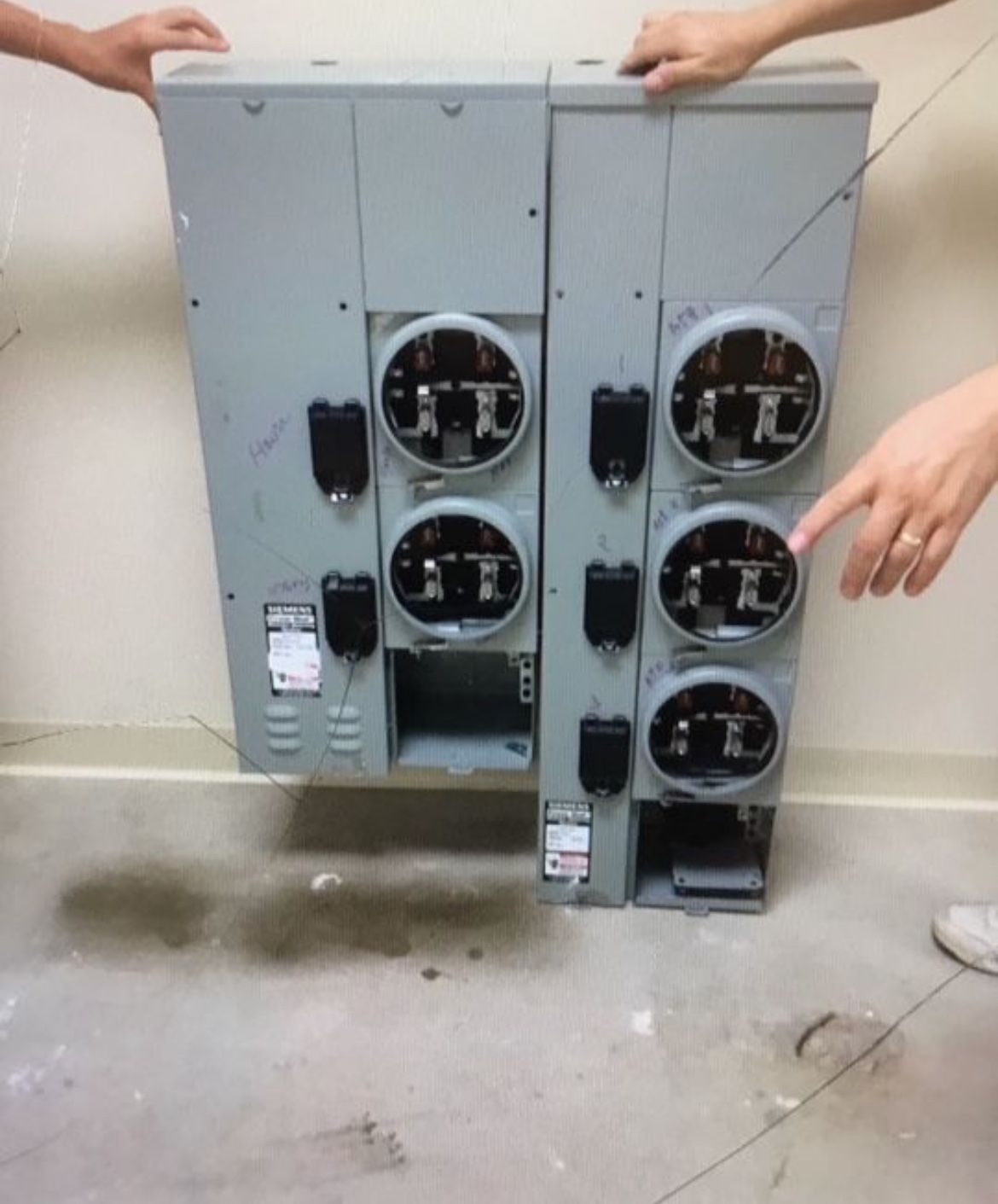 Siemens Power Mod Modular Metering System Meter Stack (WMM21225RJB) - Valued Over $1K But We Sell For $600.00!