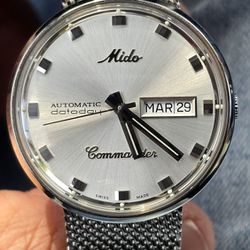 NEW CONDITION MIDO COMMANDER AUTOMATIC MENS WATCH 