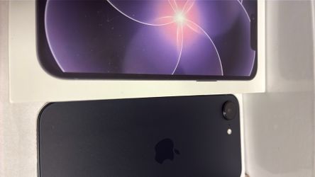 17e 256gb